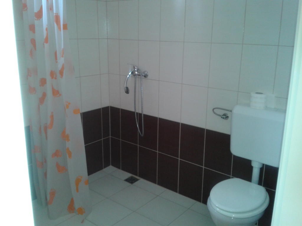 Hatarmenti Vendeghaz Zsira Phòng bức ảnh
